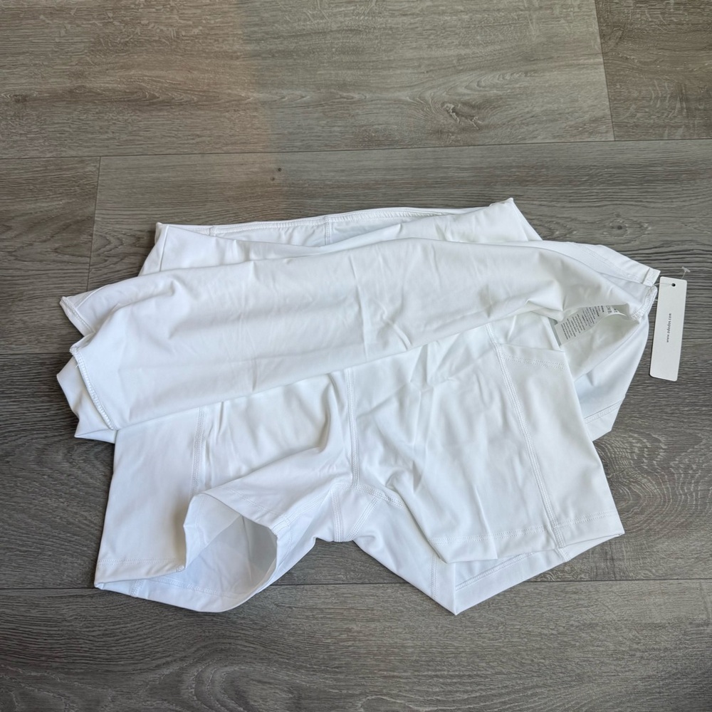 Size S Women's White Athletic Skirt w/ Shorts and Pockets - Picture 3 of 7